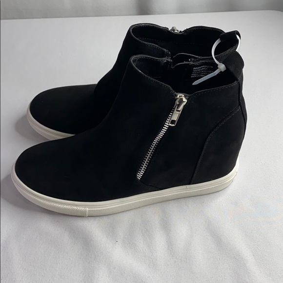 madden piper wedge sneaker